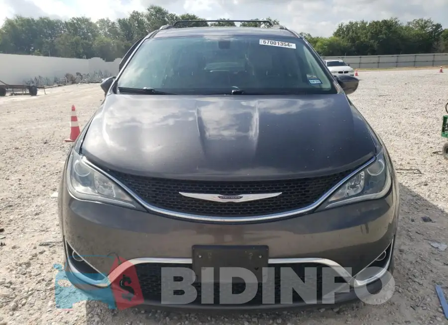 2C4RC1EG5KR668573 Photo# 5