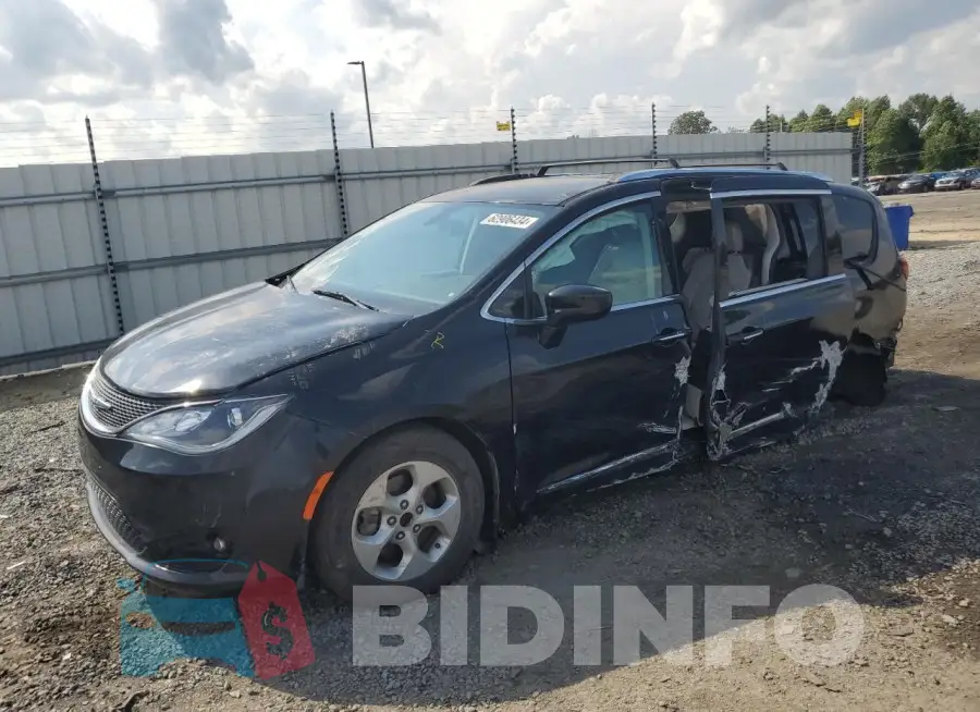 2C4RC1EG6HR578521 Photo# 1