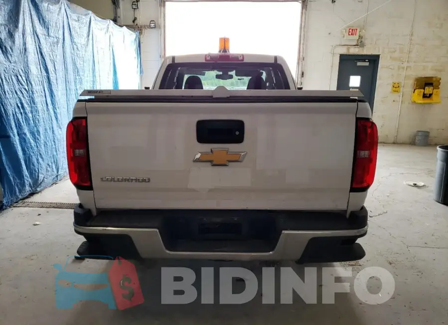 1GCHSBEA9K1157145 Photo# 6