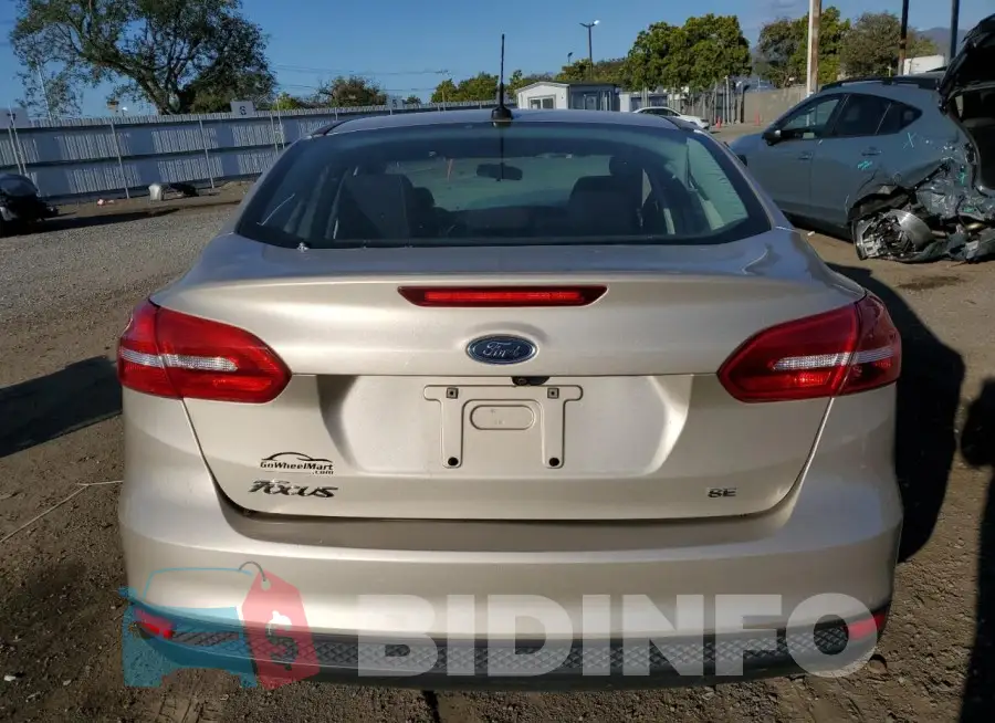 1FADP3F27HL285433 Photo# 6