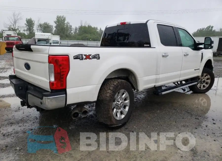 1FT7W2BT1HEF51066 Photo# 3