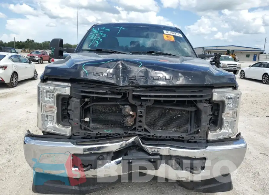 1FT7W2BT4JEB47796 Photo# 5