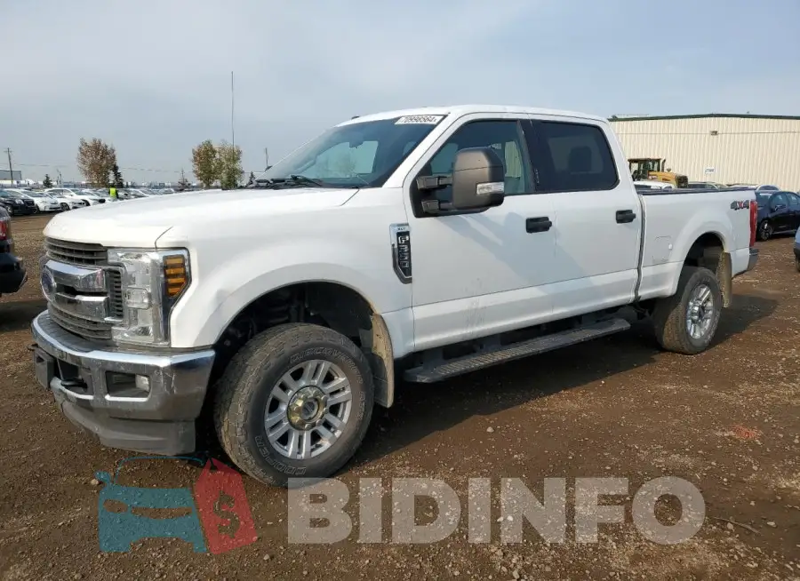 1FT8W3B67JEC96627 Photo# 1