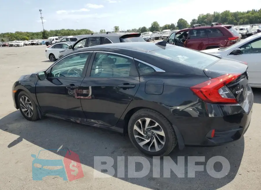 19XFC2F72HE211267 Photo# 2