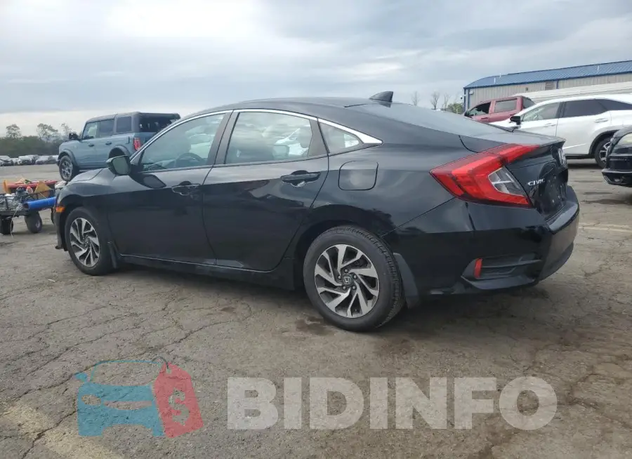 19XFC2F75HE018675 Photo# 2