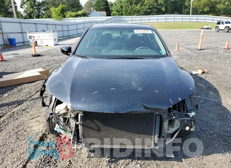 1HGCR2F33FA239854 Photo# 5