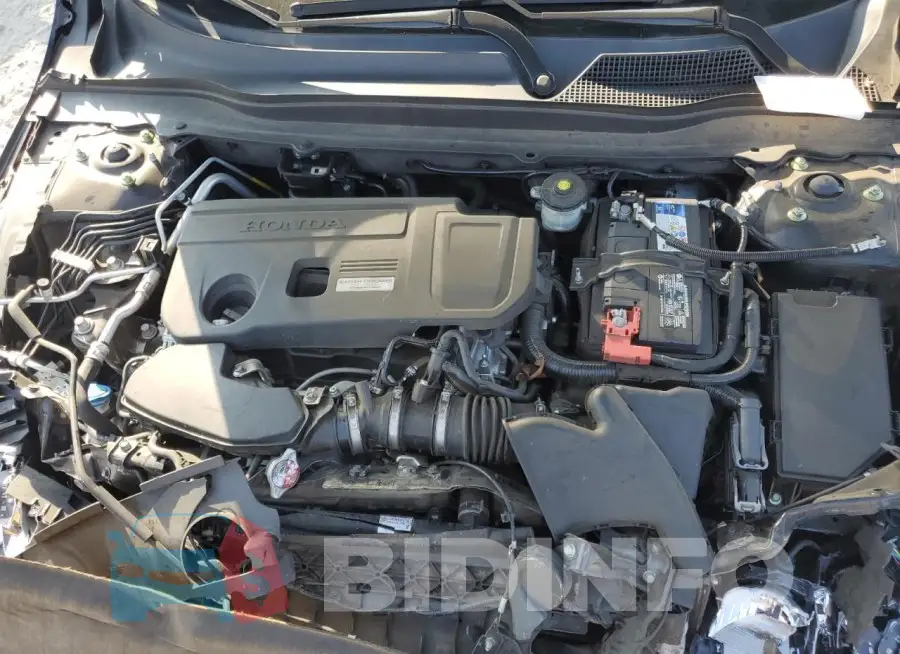 1HGCV2F53KA007598 Photo# 11