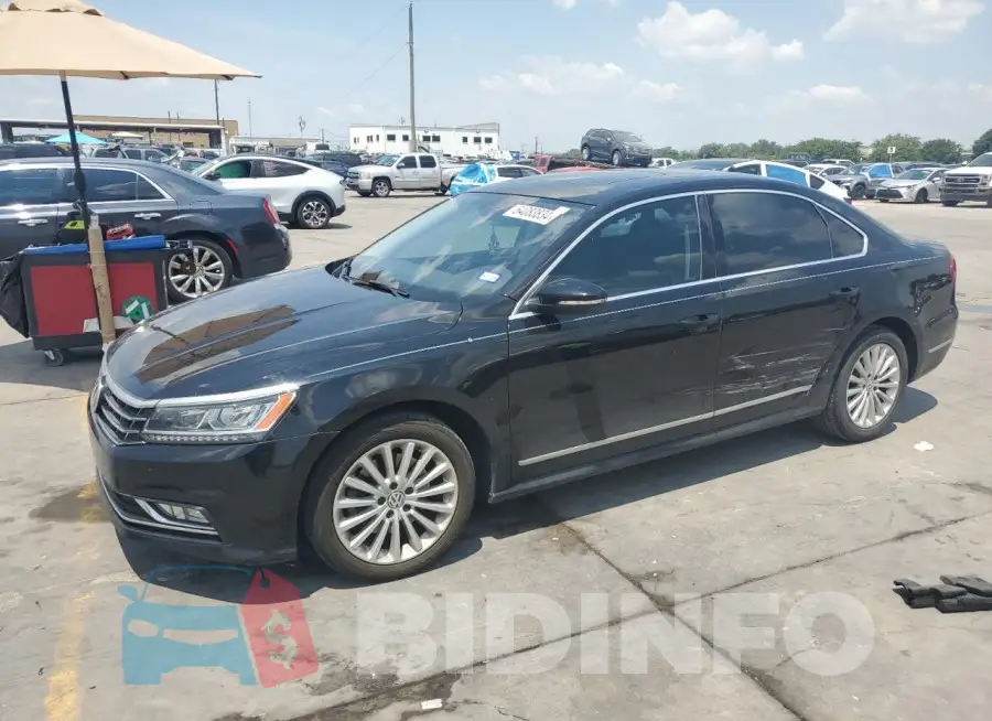 1VWBS7A37GC050873 Photo# 1