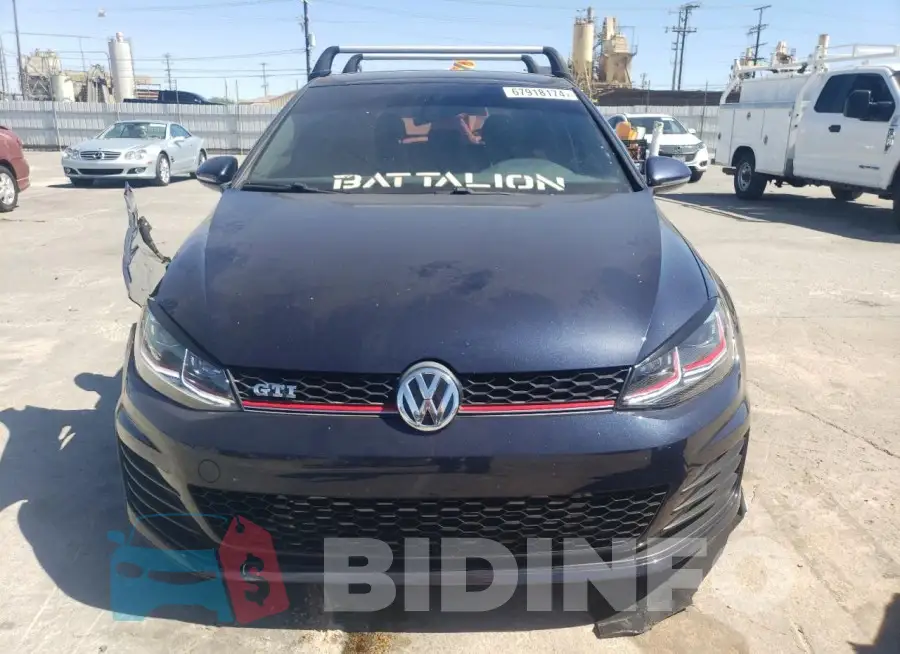 3VW5T7AU0HM014431 Photo# 5