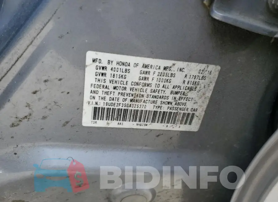 19UDE2F35GA025370 Photo# 12