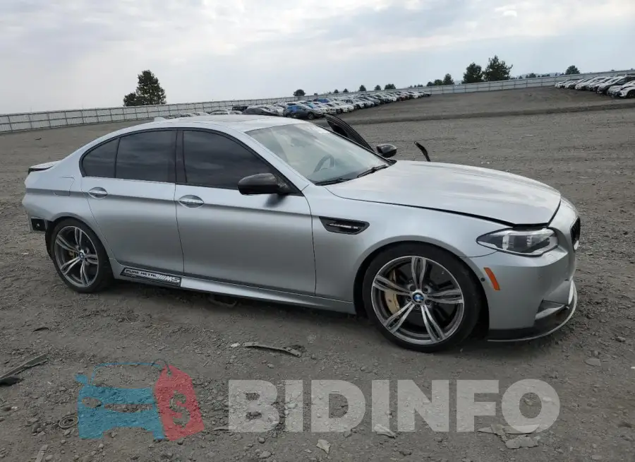 WBSFV9C58GG343558 Photo# 4