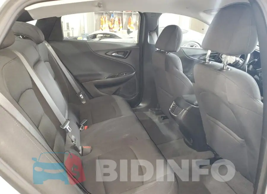 1G1ZD5ST2NF173144 Photo# 10