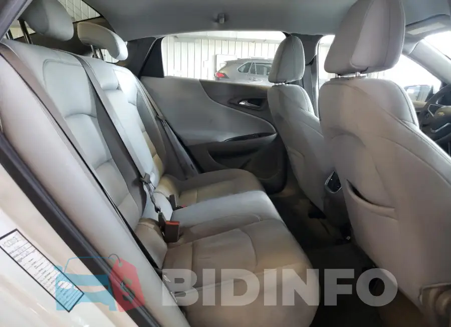 1G1ZD5ST3NF148754 Photo# 10