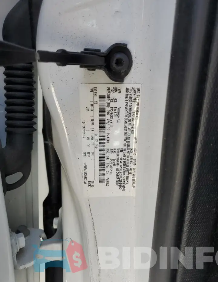 1FADP3E20FL268990 Photo# 13