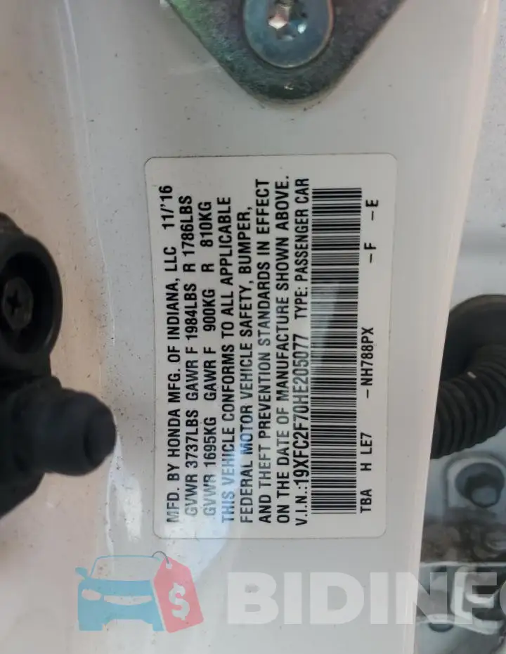 19XFC2F70HE205077 Photo# 12
