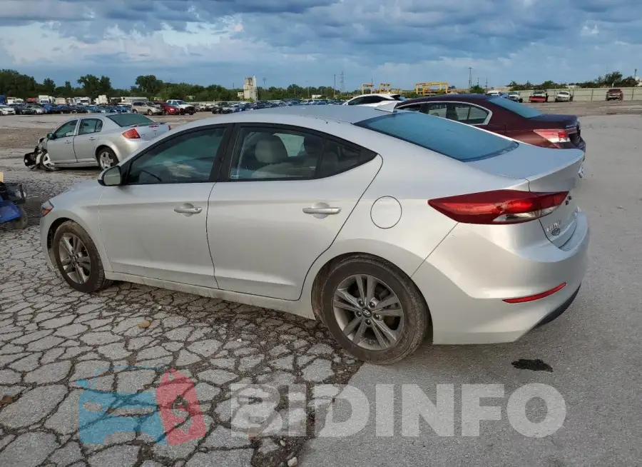 5NPD84LF1JH255536 Photo# 2