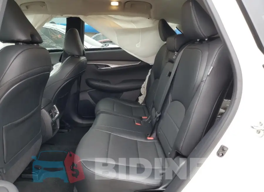 3PCAJ5BB2NF120128 Photo# 11