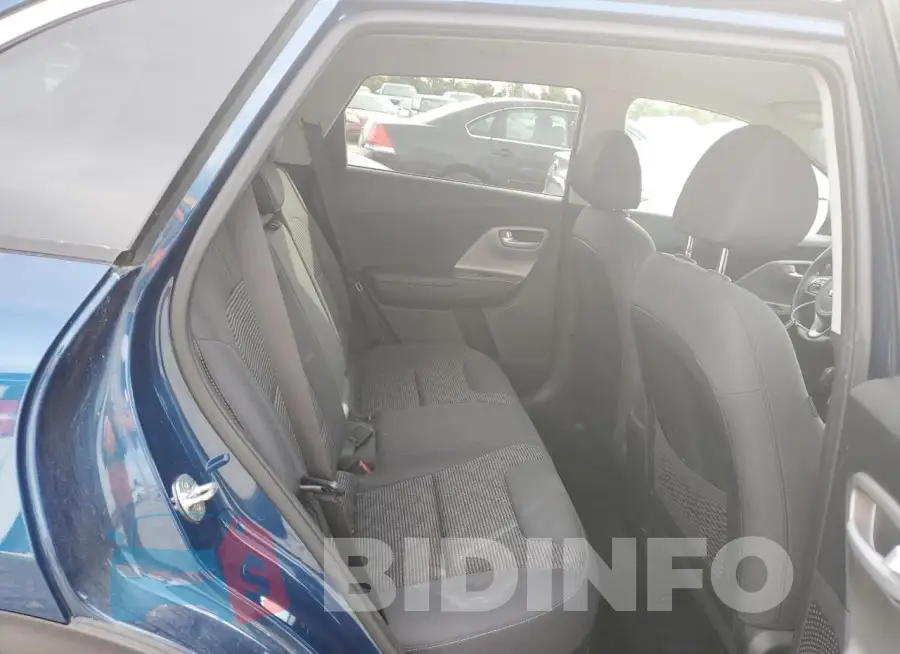 KNDCB3LC2K5263109 Photo# 10