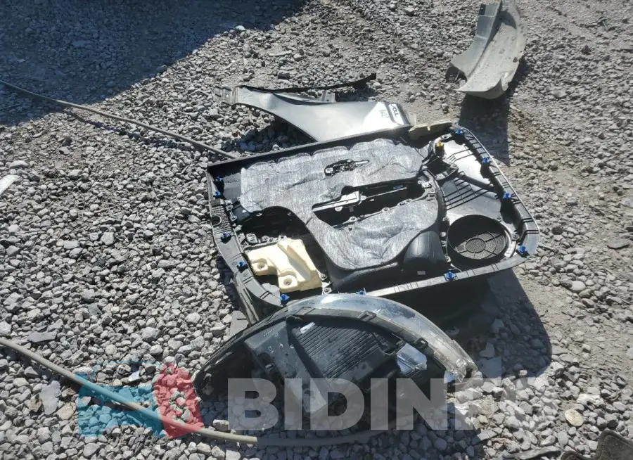 KNDJN2A24F7211087 Photo# 13