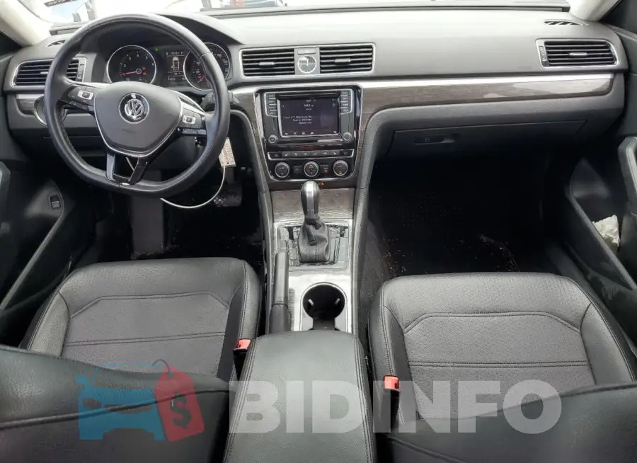 1VWBS7A3XGC019035 Photo# 8
