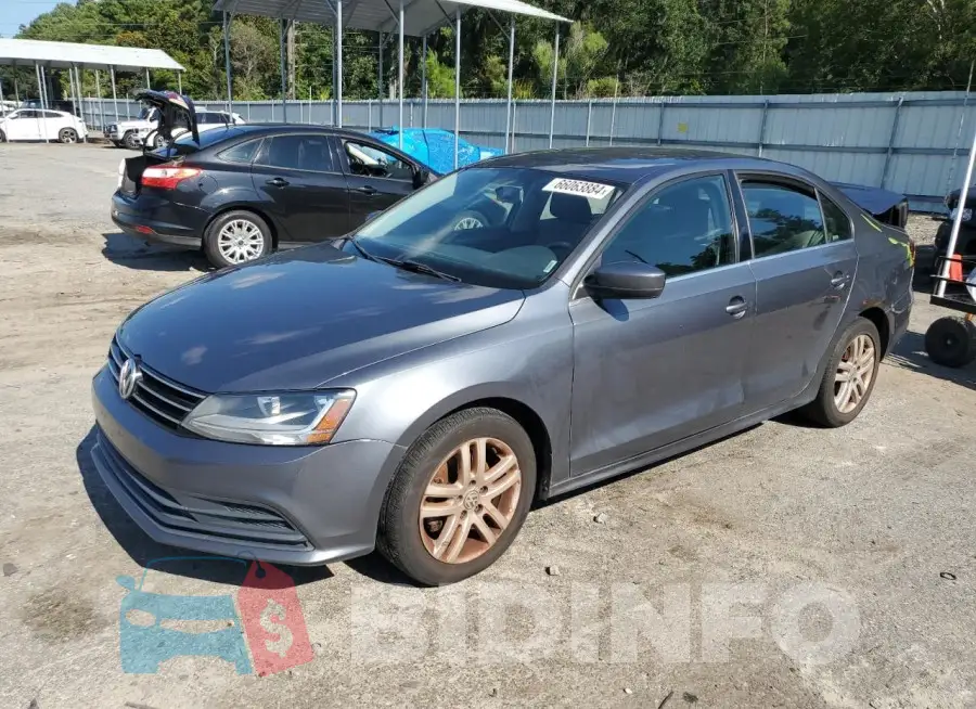3VW2B7AJXHM352673 Photo# 1