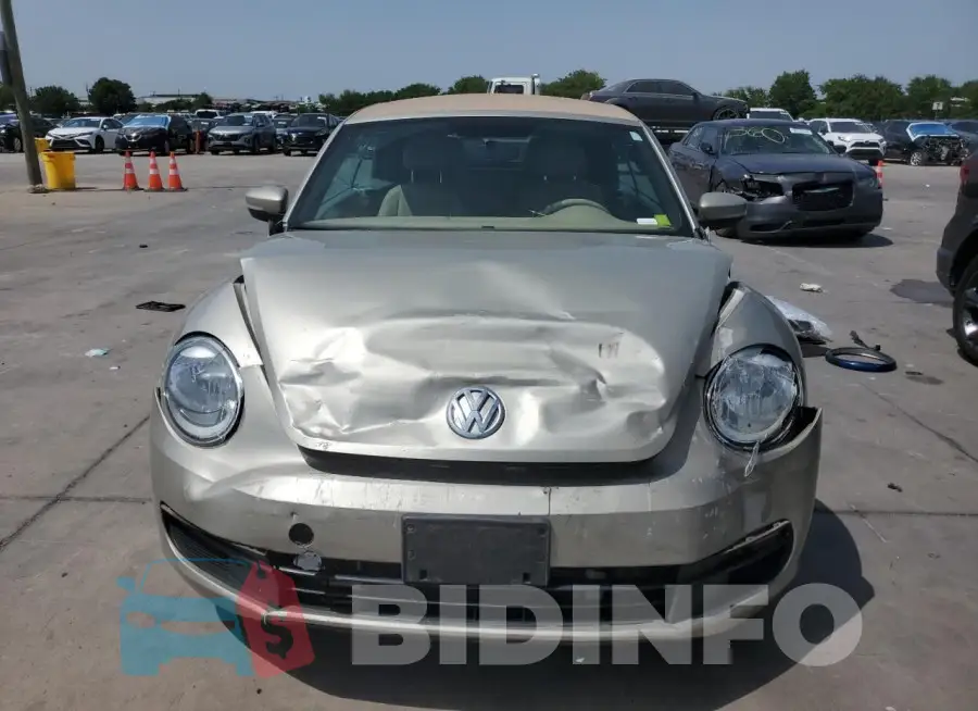 3VW517AT5FM804169 Photo# 5