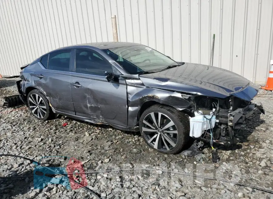 1N4BL4CV1MN302054 Photo# 4
