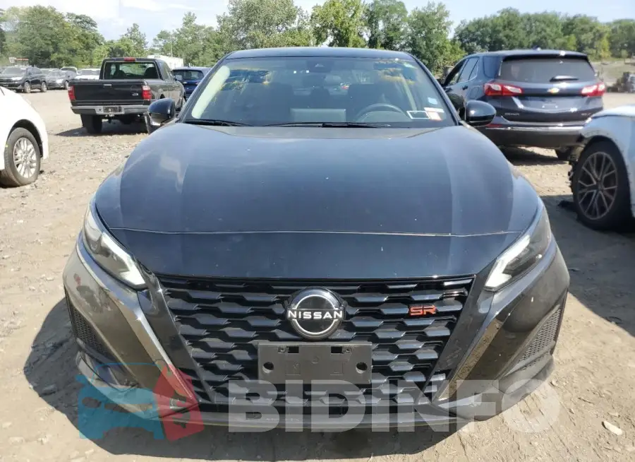 1N4BL4CV1PN425194 Photo# 5