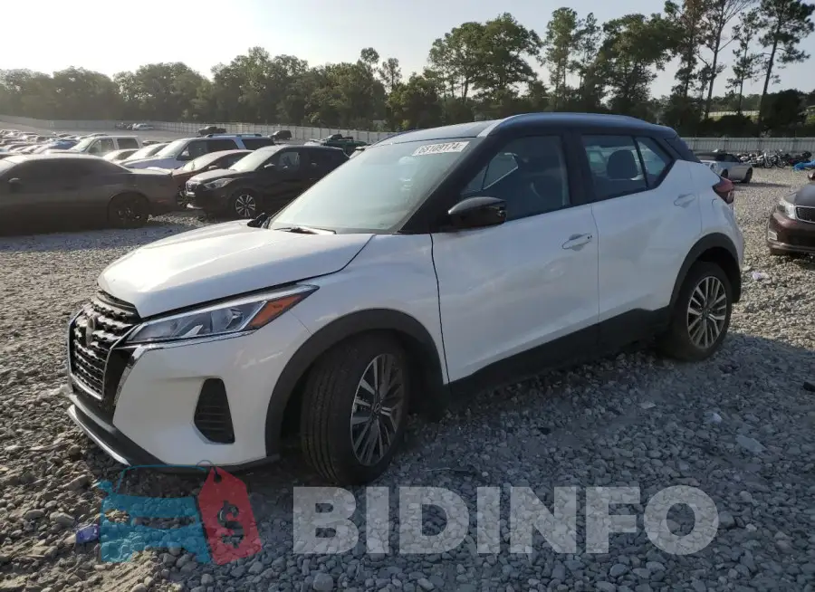 3N1CP5CV3RL518622 Photo# 1