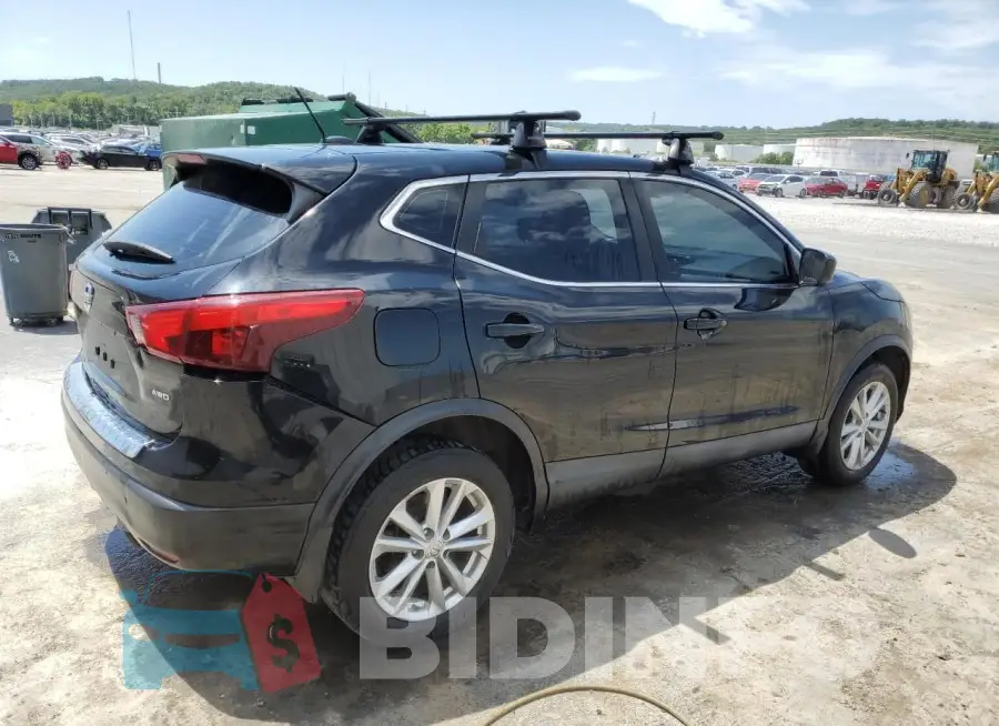 JN1BJ1CR4HW115377 Photo# 3