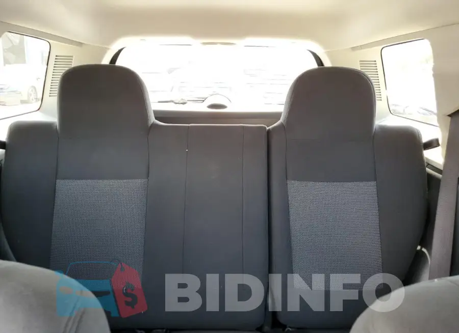 1C4NJPBB6GD808608 Photo# 10