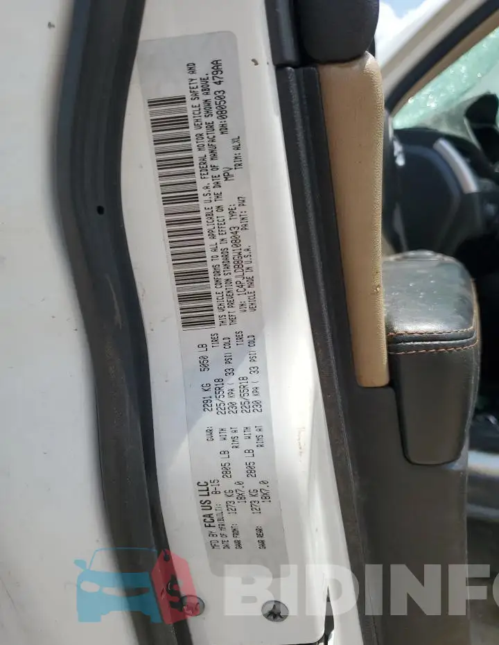 1C4PJLDB8GW108043 Photo# 13