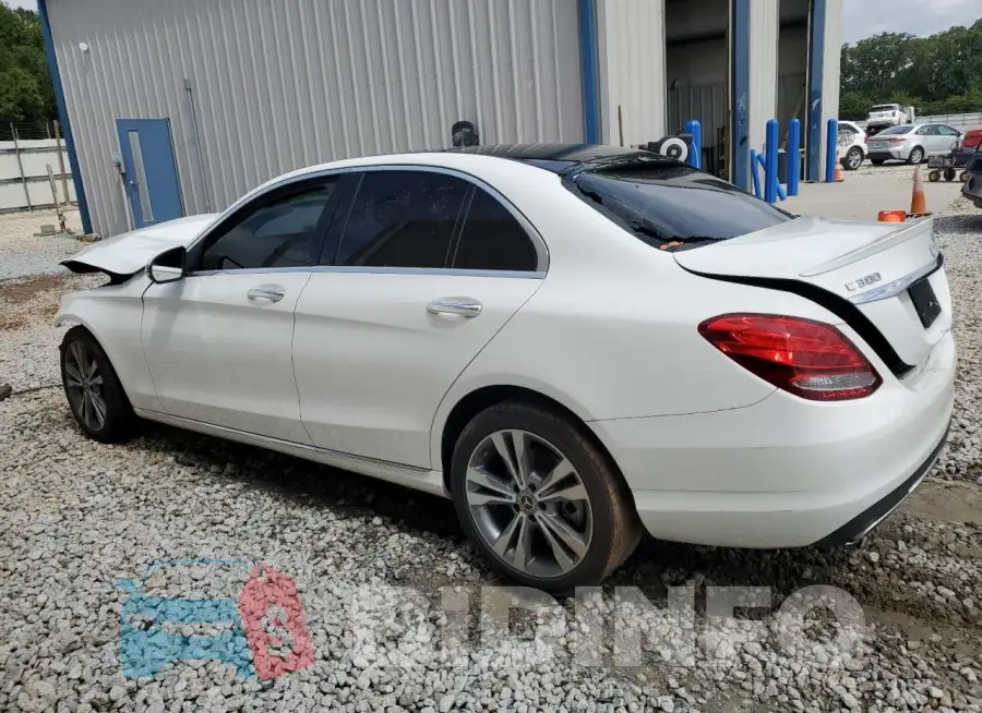 WDDWF4JB5JR412921 Photo# 2