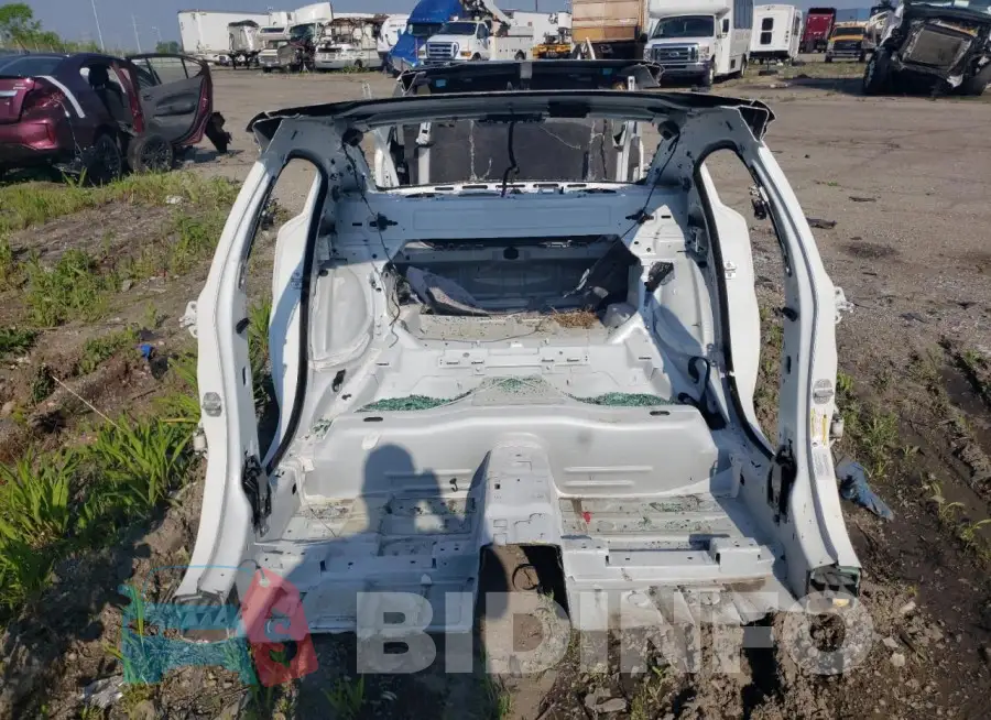 2C3CDXGJ4GH330663 Photo# 6