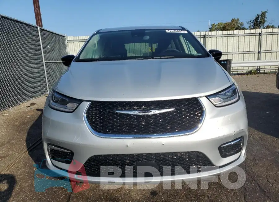 2C4RC1BG2RR172872 Photo# 5