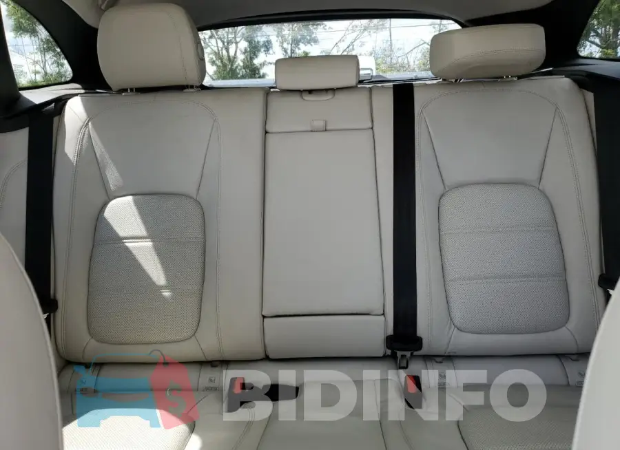 SADCK2EV2JA261136 Photo# 10