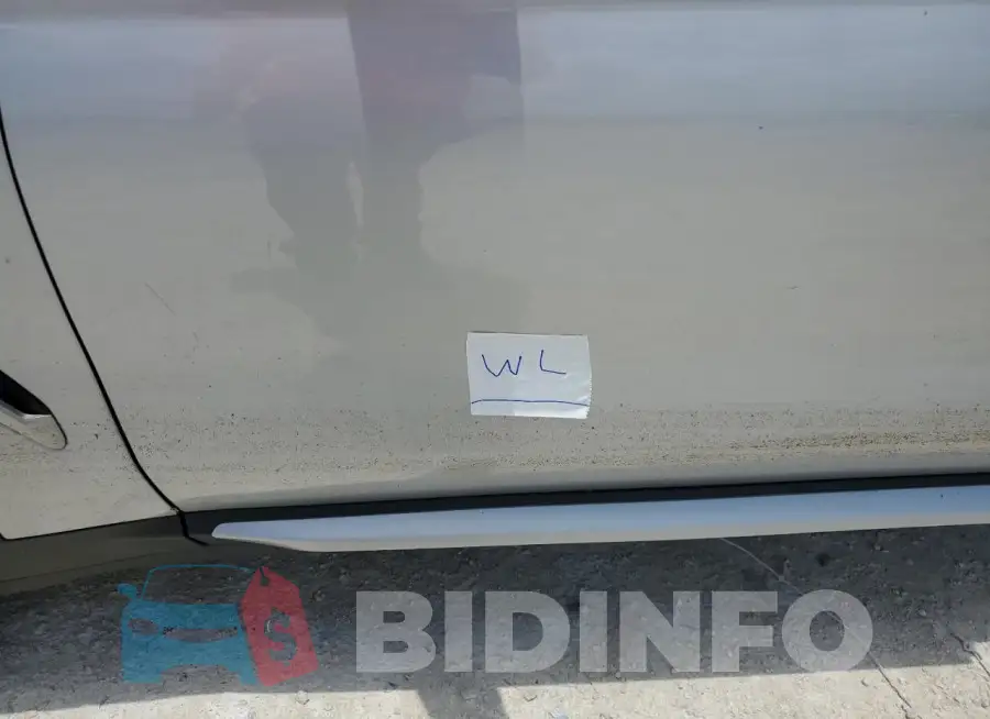 5UX2V1C04L9C63136 Photo# 13