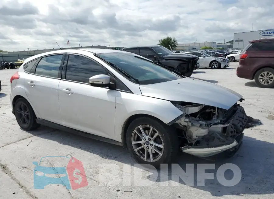 1FADP3K23FL295038 Photo# 4