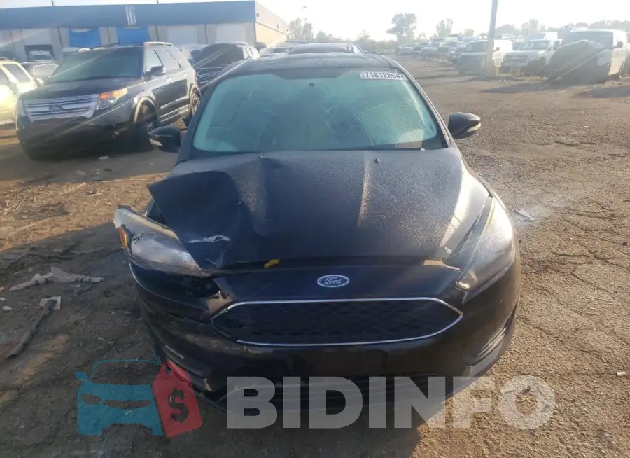 1FADP3M23JL303886 Photo# 5