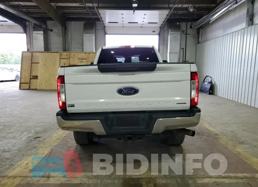 1FT8X3B64HEF41715 Photo# 6