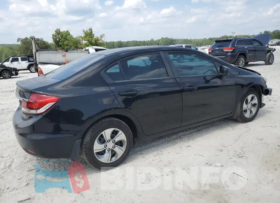19XFB2F57FE112717 Photo# 3