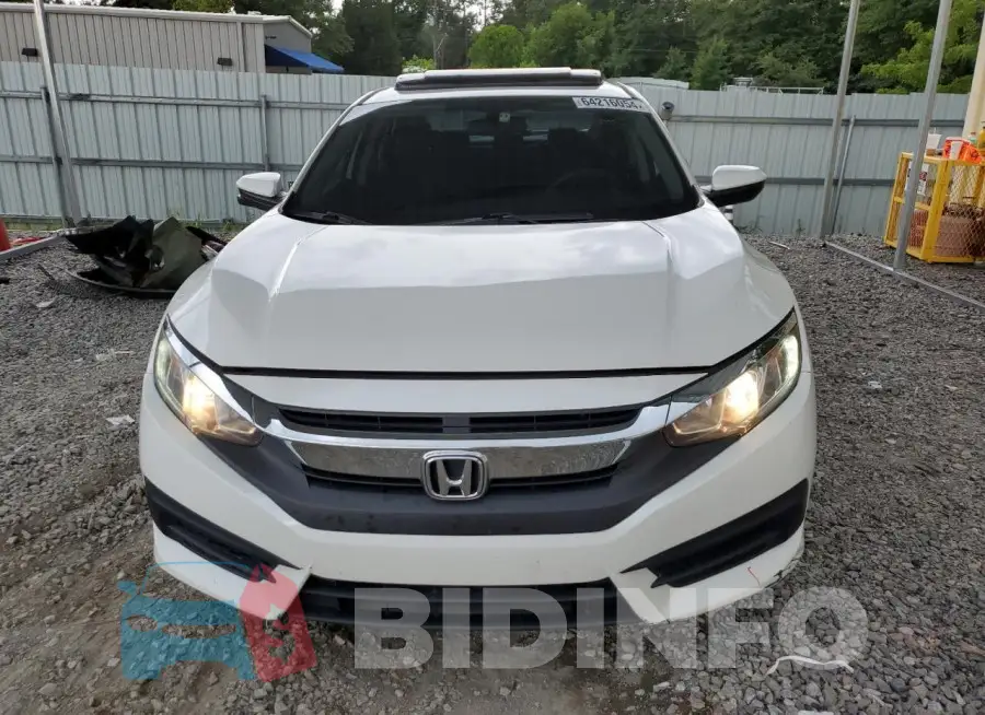19XFC2F77HE081597 Photo# 5