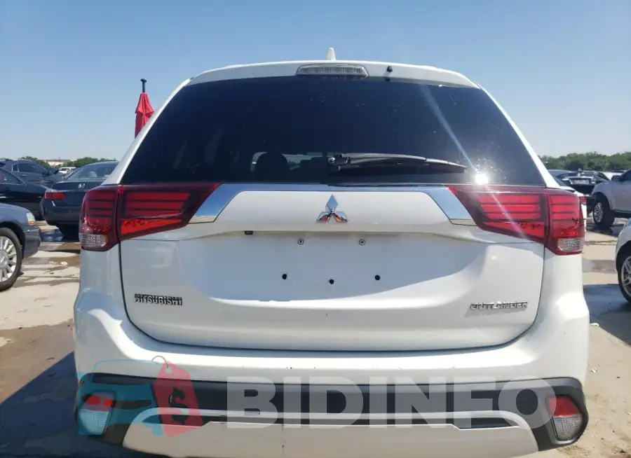 JA4AD2A32KZ010423 Photo# 6