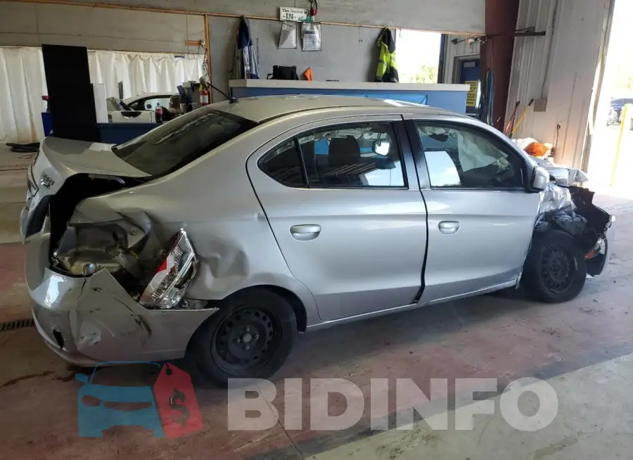 ML32F3FJ0HHF12854 Photo# 3