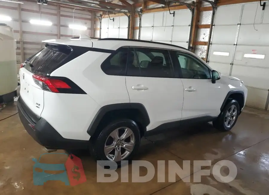 2T3P1RFV1NW272451 Photo# 3