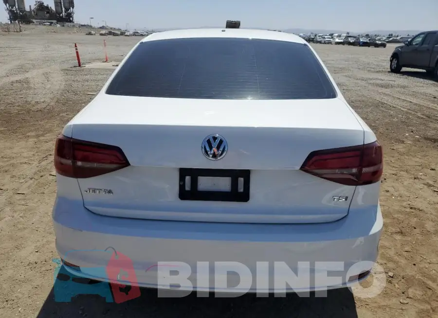 3VW267AJ4GM353272 Photo# 6
