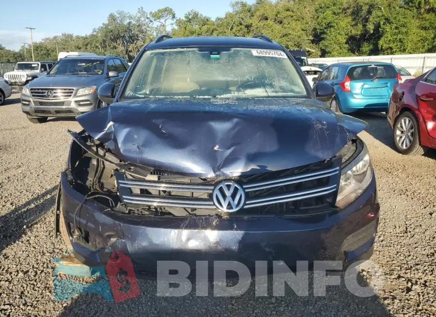 WVGAV7AX4GW534261 Photo# 5