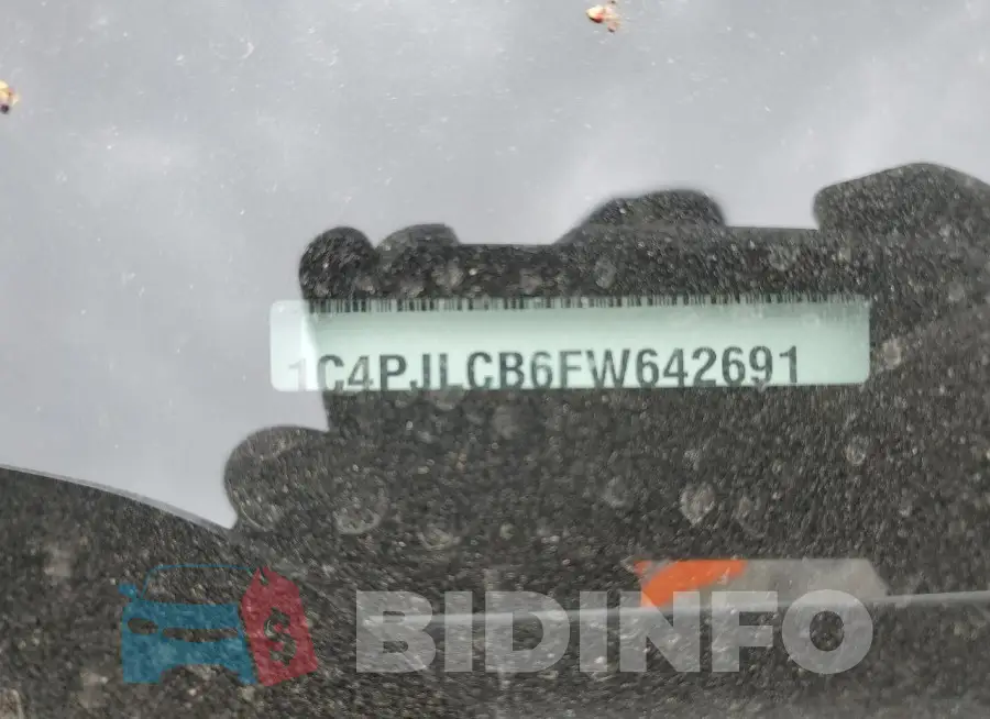 1C4PJLCB6FW642691 Photo# 13