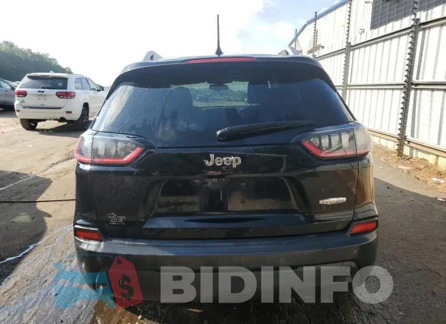 1C4PJLLB6KD263065 Photo# 6