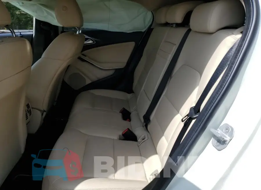 WDCTG4EB9FJ181123 Photo# 11